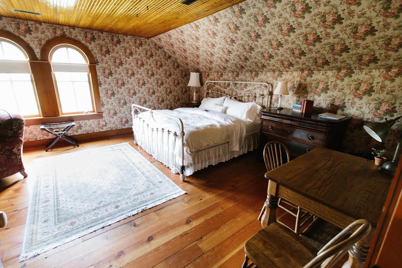 Round Barn Farm B & B Event Center Ред-Вінґ Екстер'єр фото