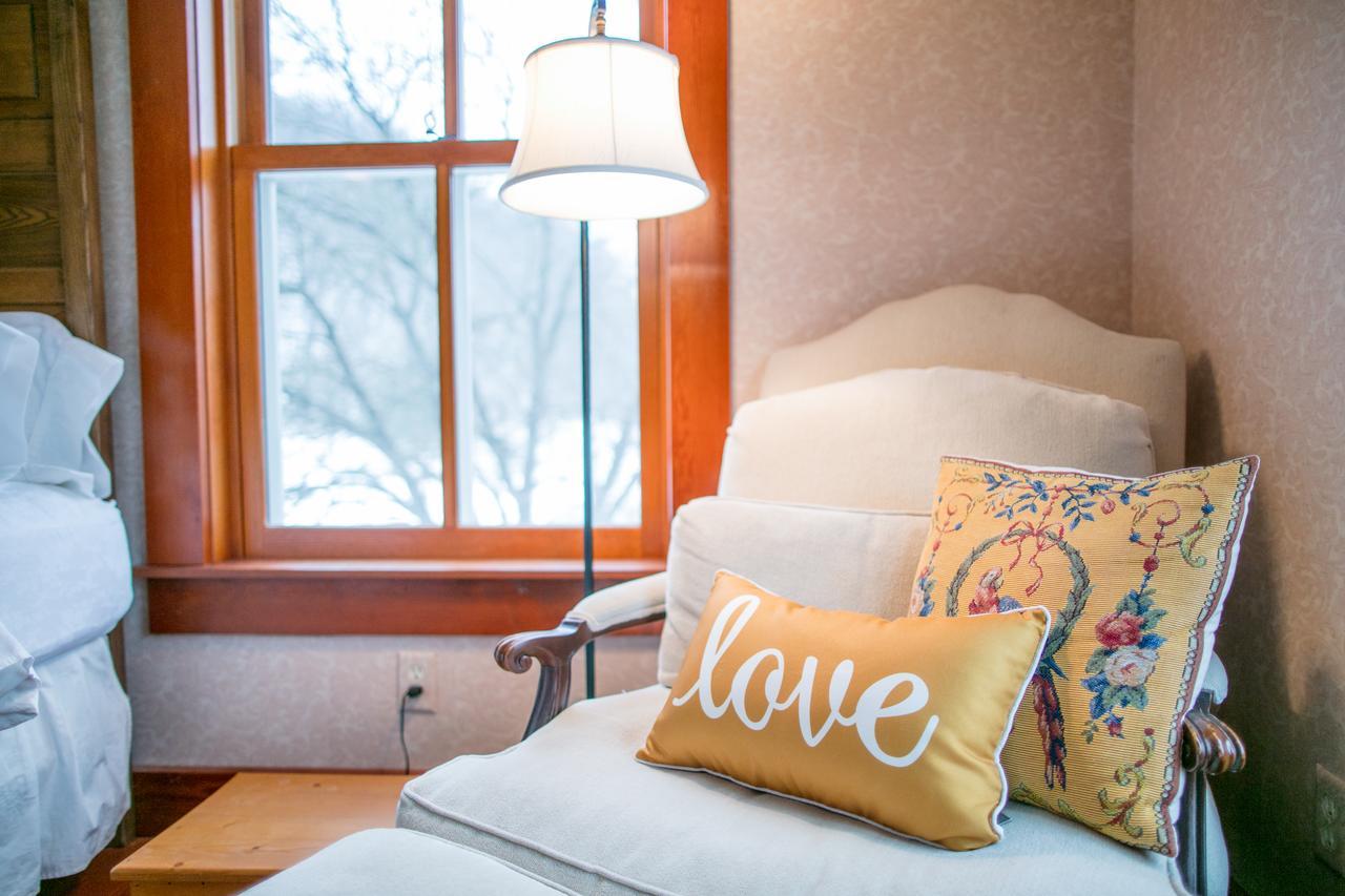 Round Barn Farm B & B Event Center Ред-Вінґ Екстер'єр фото